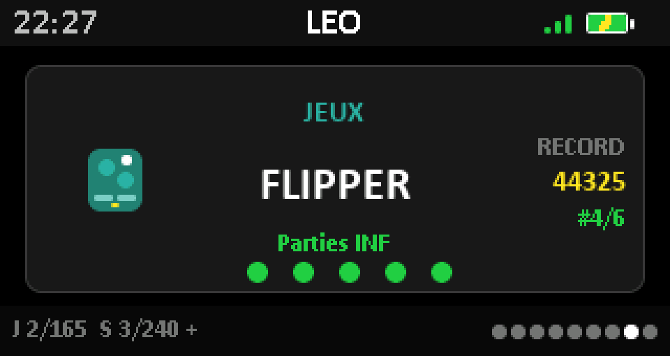 Menu des jeux : la carte Flipper, son record et les parties disponibles